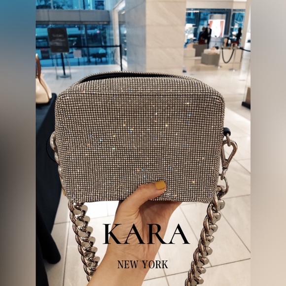 KARA Crystal mesh chain camera bag - Picture 2 of 13